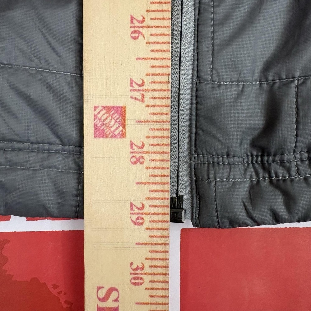Patagonia Nano Puff Vest Womens XL Gray Full Zip Primaloft Puffer STY84247 - Picture 5 of 9